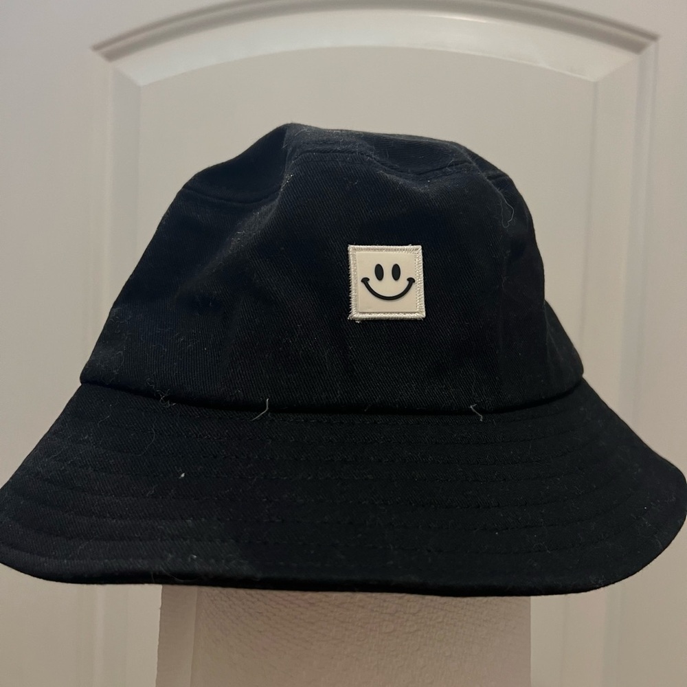 Kids Black Bucket Hat with Smiley Patch